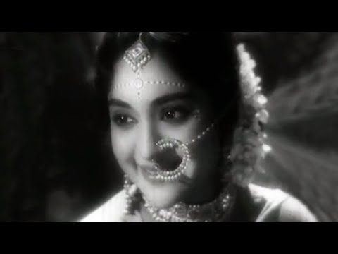 Aaj Ki Raat Mohabbat Ka Nasha Lyrics - Asha Bhosle, Lata Mangeshkar