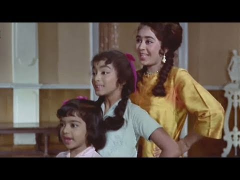 Aamadanee Atthannee Lyrics - Asha Bhosle, Kamal Barot, Mahendra Kapoor