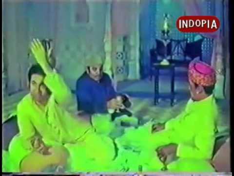 Aankh Milana Sab Koi Jaane Lyrics - Lata Mangeshkar
