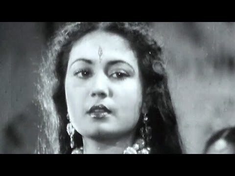 Aao Sakhi Mangal Gaao Lyrics - Shanti Sharma