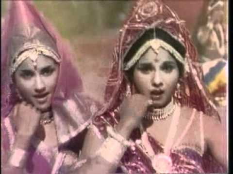 Bada Hai Banka Mera Lyrics - Asha Bhosle, Kamal Barot