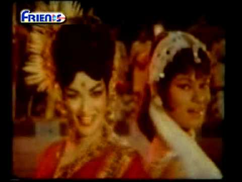 Ban Ke Behroopiya Lyrics - Asha Bhosle, Usha Khanna