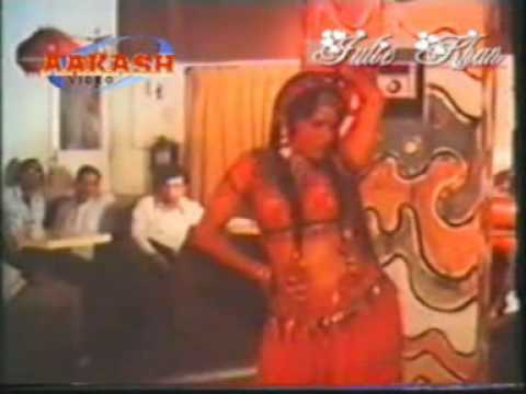 Bichhu Ban Raaton Mein Lyrics - Anuradha Paudwal