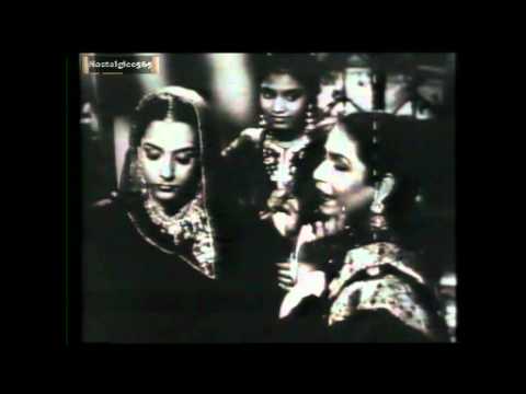 Biyaahi Mori Rani Hawaldaar Lyrics - Meena Kapoor, Rajkumari Dubey