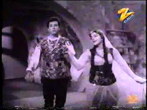 Chehra Laal Laal Lyrics - Asha Bhosle