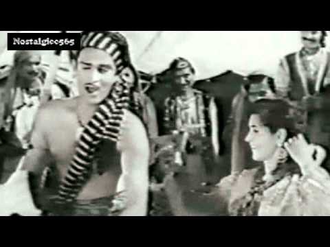 Dil Ke Badle Lyrics - Asha Bhosle, Mukesh Chand Mathur (Mukesh)