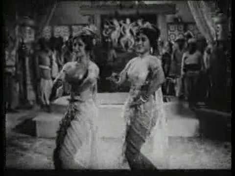 Din Bite Ladakpan Ke Lyrics - Asha Bhosle, Kamal Barot