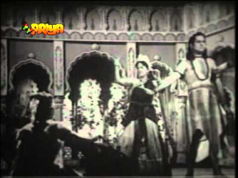 Ghar Aaye Hamare Muniraj Lyrics - Asha Bhosle