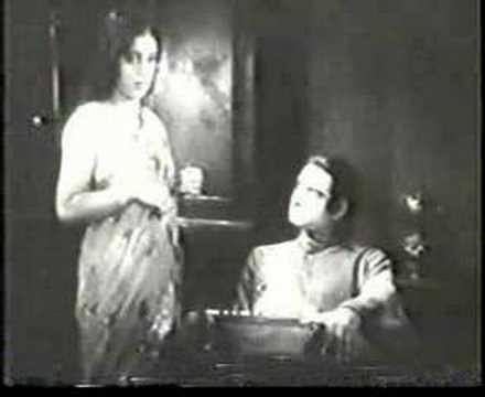 Hai Kyaa Koi Suhaawan Sapnaa Lyrics - Kanan Devi, Kundan Lal Saigal