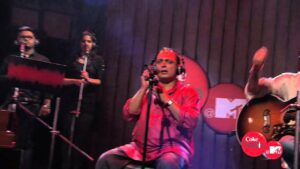 Husna (Episode 2) Lyrics - Hitesh Sonik, Piyush Mishra