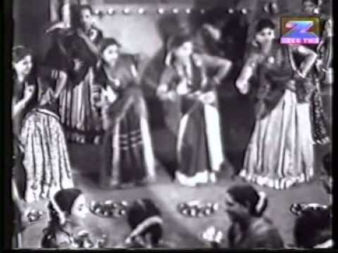 Jyot Jagao Ri Chauk Purao Ri Lyrics - Asha Bhosle