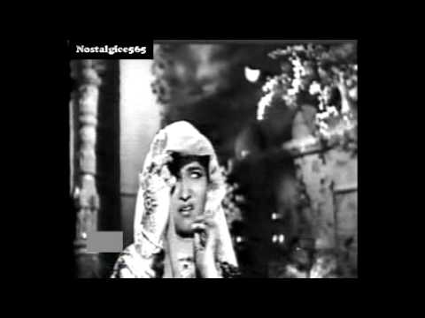 Kabhi To Aao Lyrics - Lata Mangeshkar
