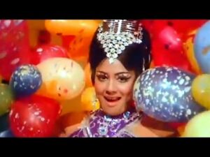 Kaha Hai Wo Deewana Lyrics - Asha Bhosle
