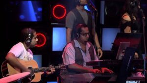Madari (Episode 1) Lyrics - Sonu Kakkar, Vishal Dadlani
