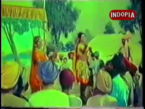 Mai Tere Desh Ki Ladki Lyrics - Asha Bhosle, Usha Mangeshkar