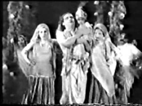 Main Khush Hona Chahun Lyrics - Harimati Dua, Krishna Chandra Dey (K. C. Dey), Parul Ghosh, Suprava Sarkar
