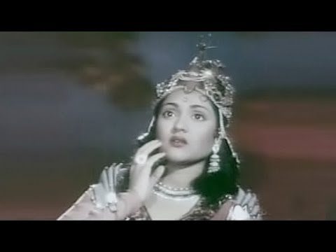 Mera Badali Me Chhup Gaya Lyrics - Lata Mangeshkar