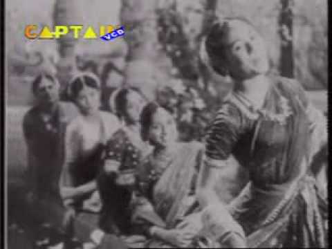 Meri Chunariya Udaaye Liye Jaaye Lyrics - Asha Bhosle