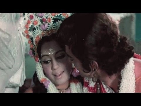 Meri Duniya Badal Gayi Lyrics - Asha Bhosle