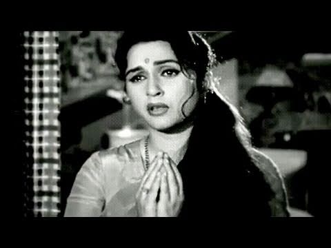 Meri Pat Raakho Girdhaari Lyrics - Lata Mangeshkar