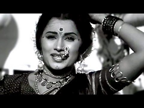 Peechhe Peechhe Aaye Mere Sajana Lyrics - Asha Bhosle