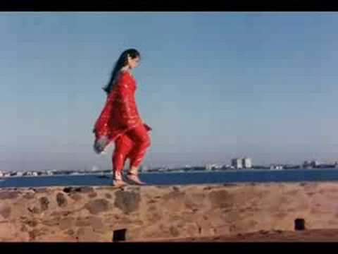 Sapno Ki Duniya Hai Lyrics - Lata Mangeshkar