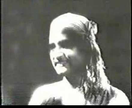 Sukoon Dil Ko Mayassar Lyrics - Kanan Devi, Kundan Lal Saigal