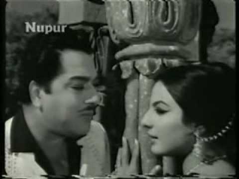 Tum Kitni Khoobsurat Ho Lyrics - Mahendra Kapoor