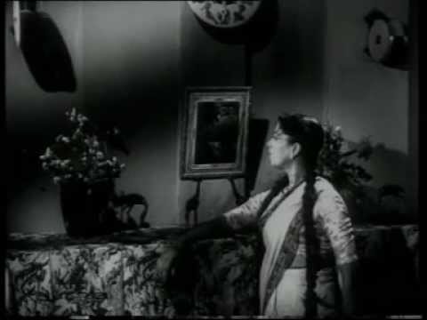 Ek Dharti Hai Lyrics - Meena Kapoor