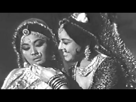 Kanha Ne Murli Bajai Lyrics - Mukesh Chand Mathur (Mukesh), Suman Kalyanpur