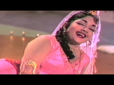 Mai To Pehli Ghata Lyrics - Asha Bhosle