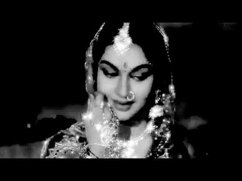 Mere Banne Ki Baat Lyrics - Asha Bhosle, Shamshad Begum
