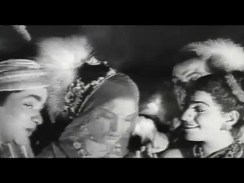 O Gori O Chhori Lyrics - Lata Mangeshkar, Ramchandra Baryanji Dwivedi (Kavi Pradeep)