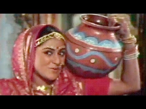 Raja Meri Matki Ko Lyrics - Asha Bhosle